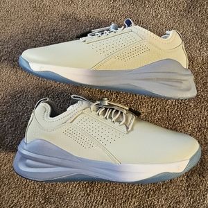 NWOT clove nursing sneaker grey matter